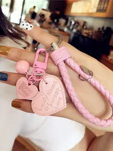 Heart Design Wrist Keychain, Durable and Fashionable Accessory, Ideal Gift for Her, Perfect for Car, Bag, Phone Case
