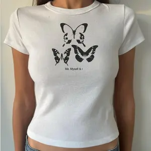 Butterfly Design Baby Baby Tee – Retro Cute Aesthetic Top