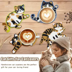 Cute Cat Knitted Coasters for Tea and Tableware, Heatproof Non-Slip Enlarged Irregular Woven Pads, Easy-to-Clean Premium Fabric Table Top Insulation Pads, Ideal Housewarming Gift for Cat Lovers