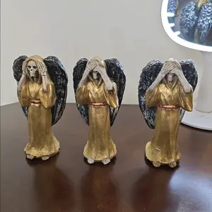 Santa muerte wings of the luck