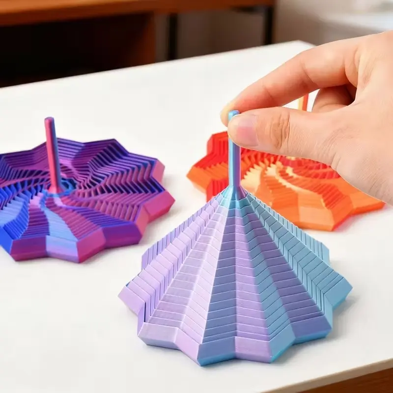 Random Color Gradient Spinning Tops, Sensory Relax Star-Shaped Desktop Decor, 3D Printed Octagonal with Handle, Transformable, Stress Reliever, Suitable for Office and Home, Relax Item for Adults, Unique Gift Choice for Mother's Day