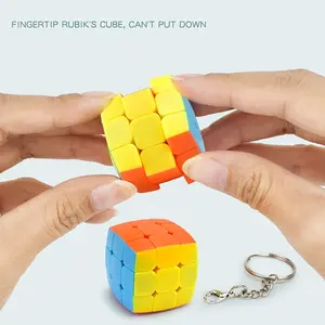 Mini Bread Rubik's Cube Keychain, Rotatable Puzzle Charm, Stress Relief Fidget Toy, Student Backpack Decoration, Creative Gift, Portable Keychain, Trendy Cute Keychain, Silent Fidget Keychain
