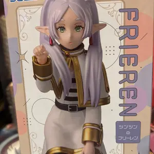 Anime figure frieren figure