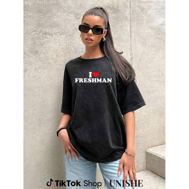 Washed Cotton T-Shirt I Love Freshman – Unisex Comfort Gift Tee