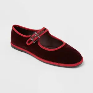 Women’s Halston Ballet Flats with Memory Foam Insole – Universal Thread Women’s Halston Ballet Flats with Memory Foam Insole – Universal Thread