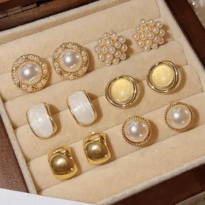 6-Pair Retro Elegant Hong Kong Style Fashion Glossy Round Artificial Pearl Square Round Ear Stud Earrings Set