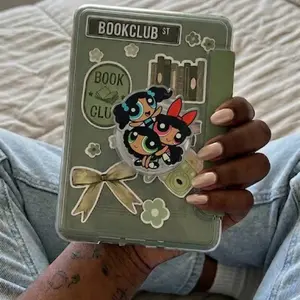 Black Girl Powerpuff Phone Grip – Cute Melanin Cartoon Inspired Design, Trendy Phone Accessory For Everyday Style