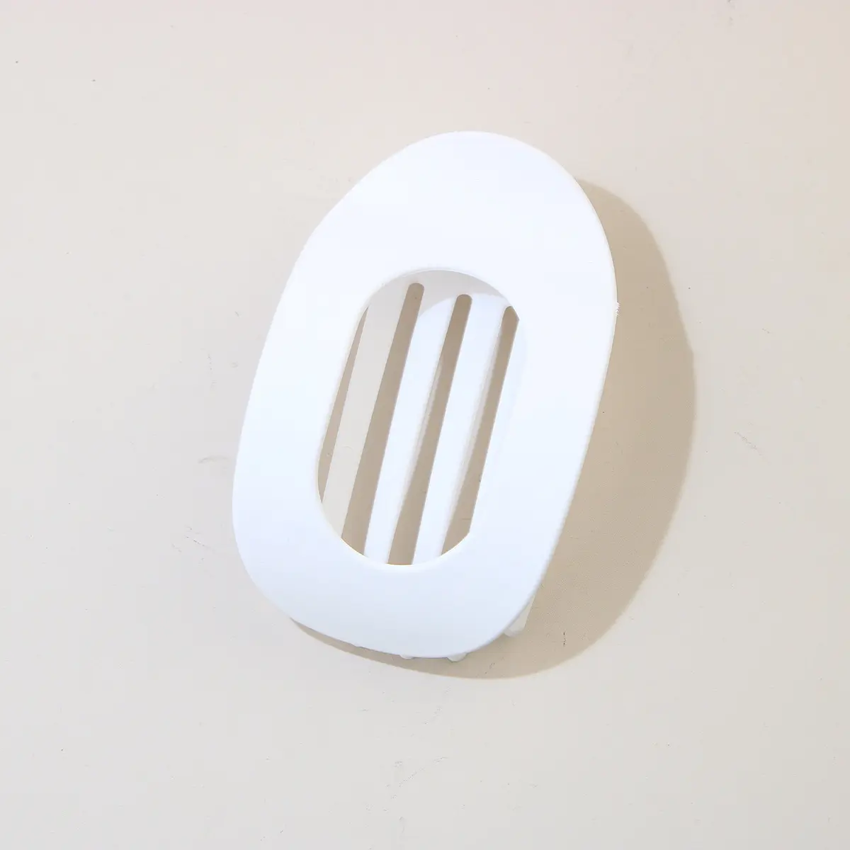 #30 matte pure white [oval duck clip]