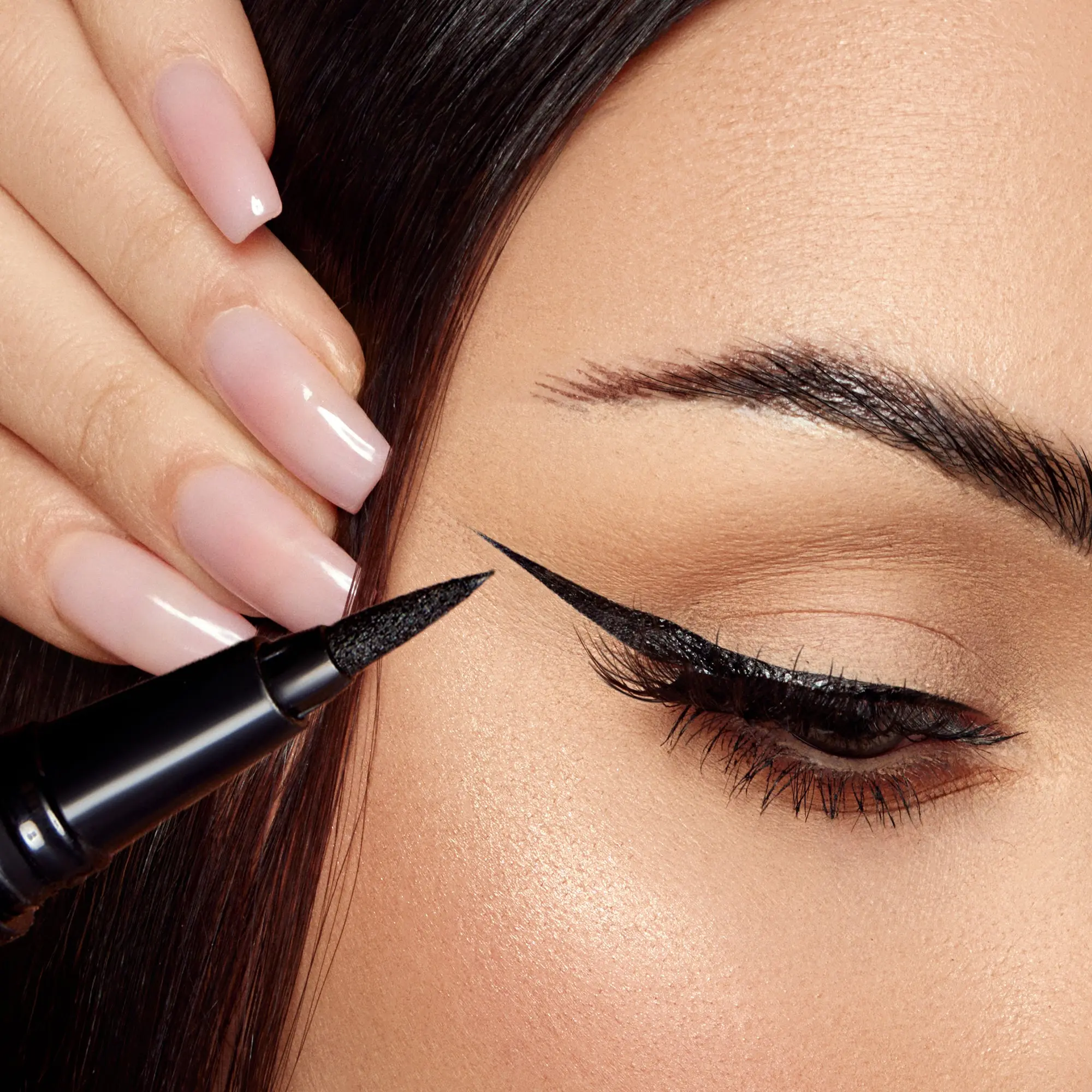 Liquid Black Eyeliner Liquid Black Eyeliner