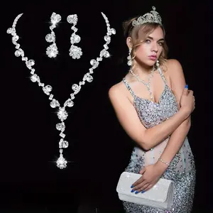 4-Pcs Set, Elegant Ladies' Accessories - Silver Sequin Embellished, Polyester Clutch, Matching Chain Shoulder Bag, Necklace, Earrings, and Bracelet for Glamorous Parties