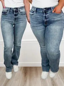 Judy Blue Clara Core Mid-Rise Bootcut Jeans - Light Wash (Non-Distressed)