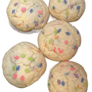 Funfetti White Chocolate Cookie - cookie with Colorful Sprinkles, Ideal for Gatherings and Celebrations