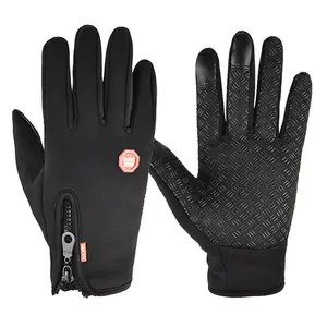 Glove Full Finger with Zipper Closure and Diamond Pattern for Enhanced Grip and Style