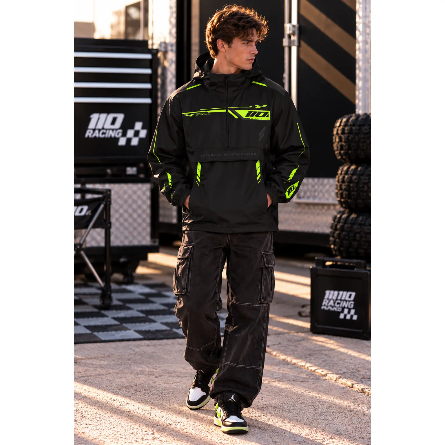 110 RACING // HEATWAVE SERIES ANORAK WINDBREAKER - PHANTOM GLOW
