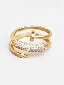 Elegant women's ring, set with cubic zirconia, crystal embellishment, luxurious crystal ring, perfect gift, versatile and stylish everyday accessory.