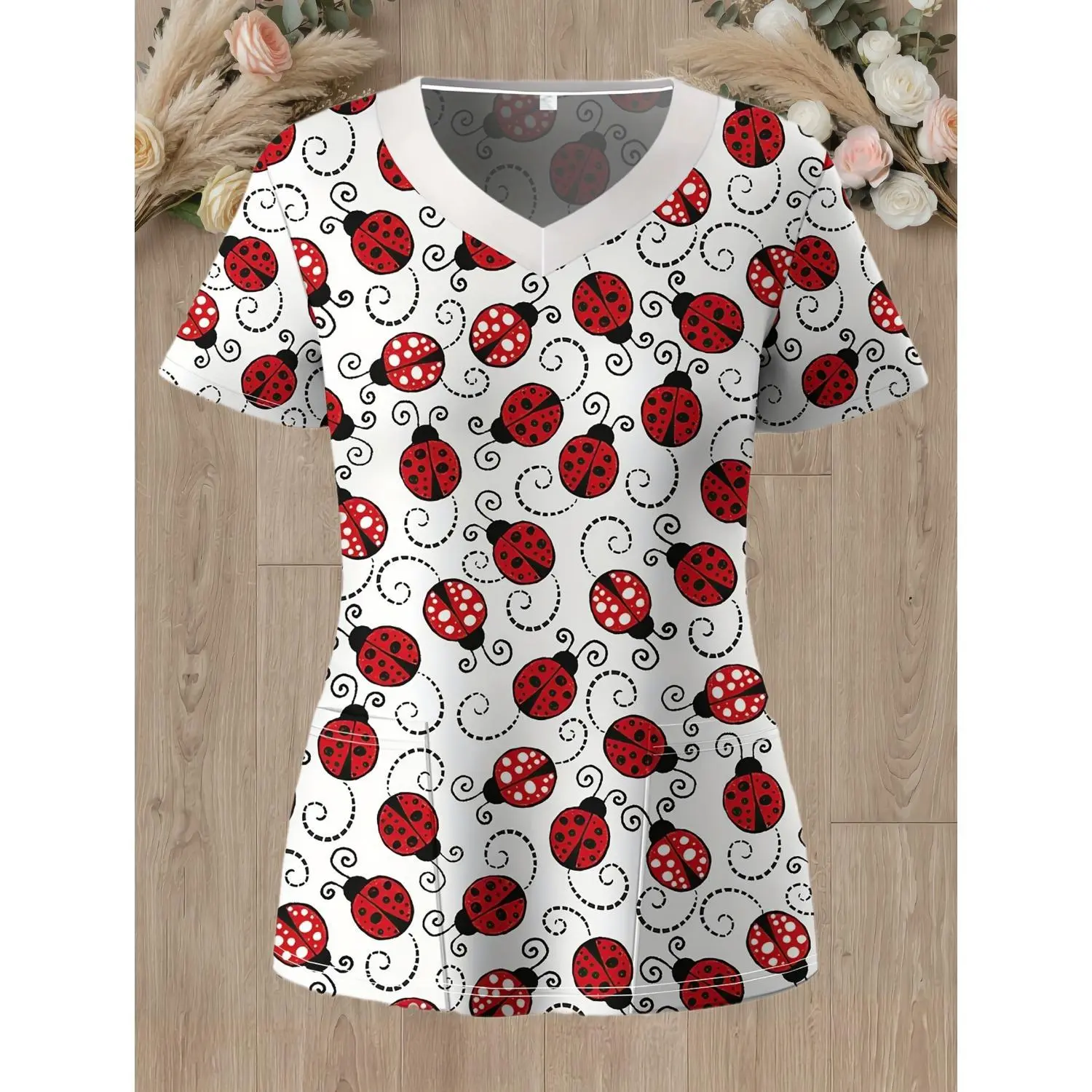 Plus-Size Women's V-Neck Healthcare Scrubs with Seven-Star Ladybug Print and Functional Patch Pockets – Stylish & Comfortable Medical Uniforms for Female Nurses