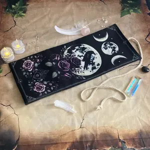 1PC Raven Decorative Tarot Card Storage Bag, creative lightweight polyester storage bag, used by Tarot scholars for tarot card storage, altar astrology ceremony decoration, home party game and event supplies.