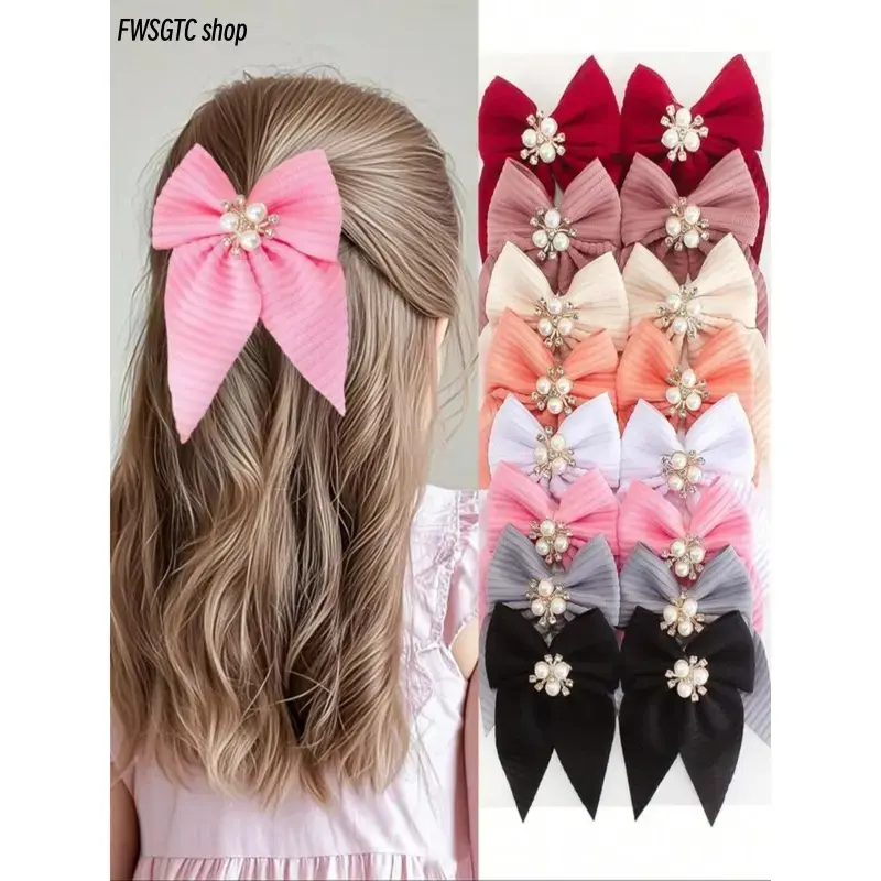 10-piece elegant pearl crystal hair clips set for girls. Made of soft knit fabric with smooth texture and lovely bow design. Delicate princess style, cute and versatile, ideal for daily dressing and casual outings.