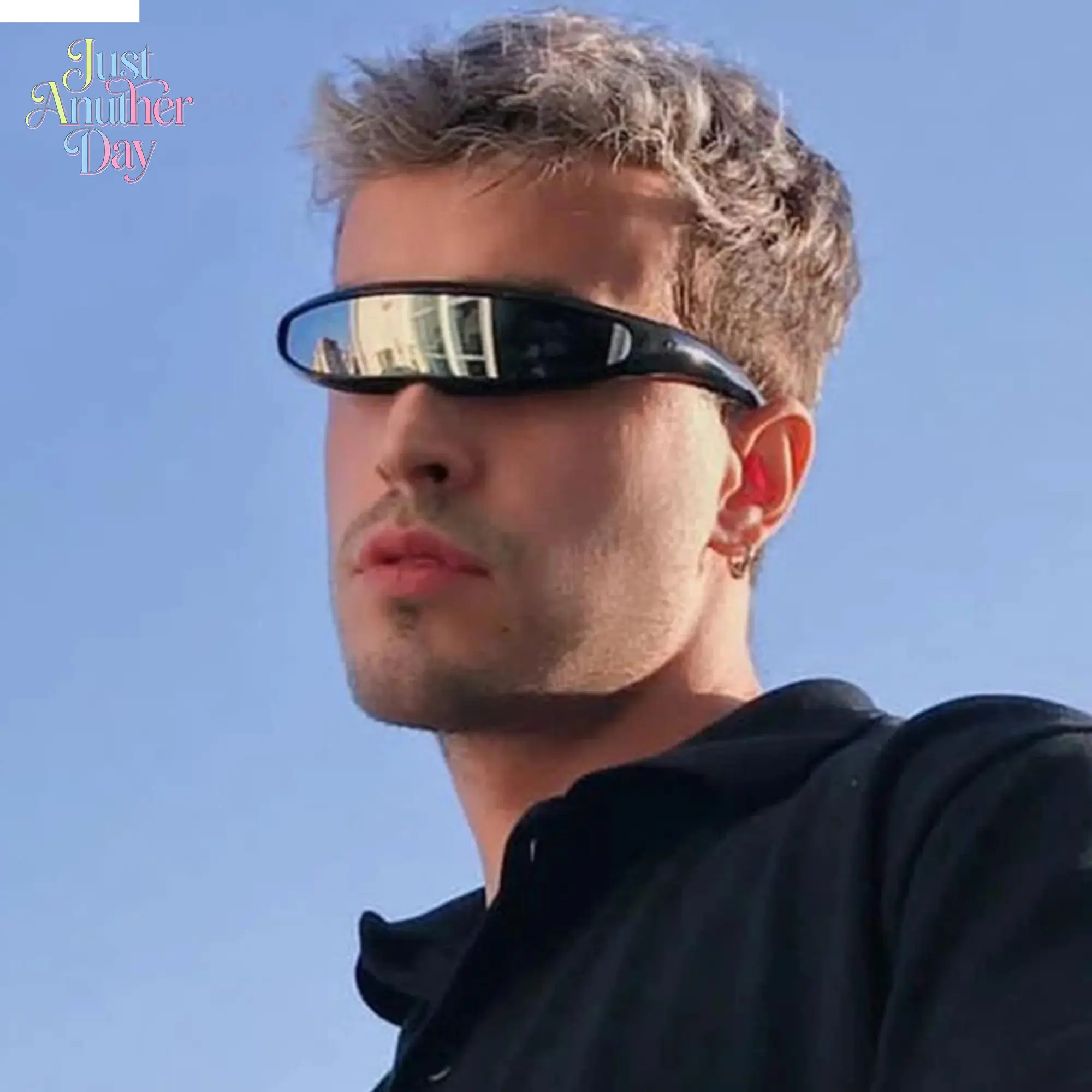 Black Wrap Sunglasses | Sport Shield Futuristic Shades | New w/ Tags Stylish Oversized Shield Sunglasses in Black – Jessica Simpson main image 4