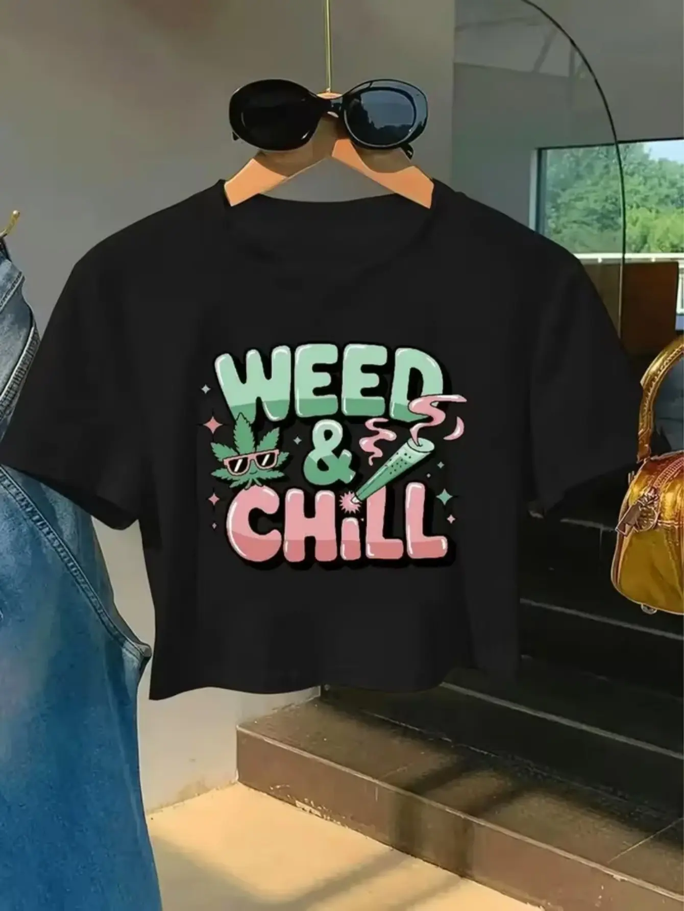 Aesthetic Graphic Crop Top - Comfortable Lightweight Everyday Tee