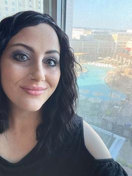 product review image from Amadelite 0