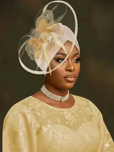 Women's Wedding Party Hat, Vintage Style Netting Design, Elegant Floral Decoration, Round Ring Detail, Perfect for Special Occasions