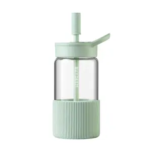BUYDEEM 500ml Glass Straw Tumbler, High-Temperature Resistant Juice Tea Cup, Portable Travel Mug, Light Green DG425