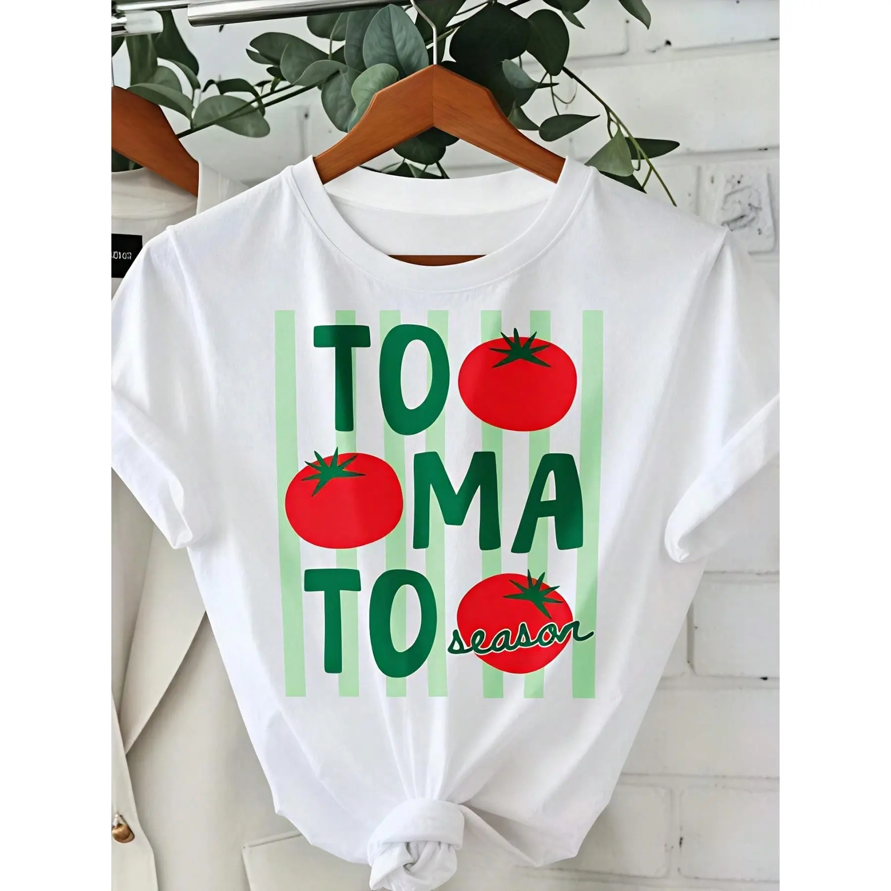 Summer Outfit For Women, Tomato Season T-Shirt, Funny Vintage T-Shirt, Loose And Breathable, Perfect For Summer Festivals, Ideal Gift For Friends And