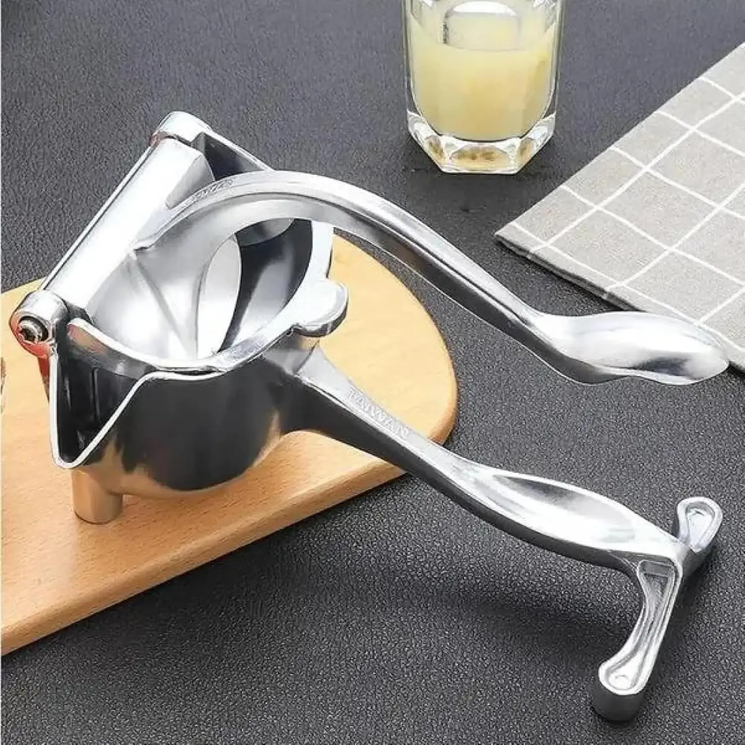 Hand Juicer Squeezer - Aluminum Manual Juicer Hand Press with Ergonomic Grip for Efficient Juice Extraction of Pomegranates Citrus & More, Durable Compact Easy to Use & Clean