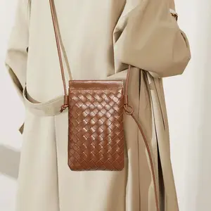 Mini Woven Crossbody Bags for Women, Trendy Vegan Leather Shoulder Bag