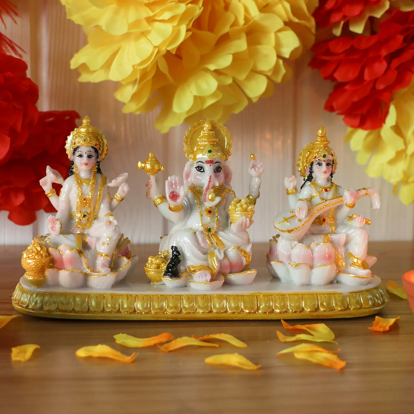 alikiki Indian Laxmi Ganesh Saraswati Statue - 3.9”H Small Marble Look Lakshmi Ganesha Idol Sculpture for Car Dashboard Hindu Temple Office Home Mandir Pooja Item Diwali Murti Puja Gifts