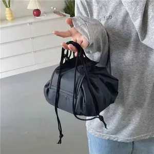 Drawstring Makeup Bag, 1/2/3/5 Counts Portable Travel Cosmetic Storage Bag, Makeup Organizer Pouch, Versatile Storage Bag for Skincare, Lotion, Cream, Handheld Cosmetic Pouch