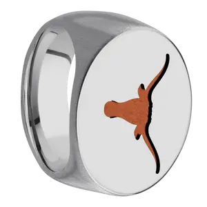 Extra Large Horizontal Oval signet ring (24x20mm) in Titanium, with a Wide style band and a Texas Longhorn engraving.