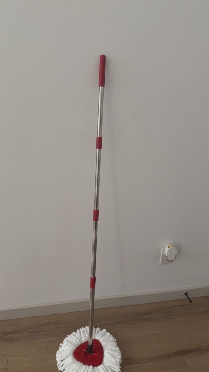 Item: Spin Mop Replacement Set with 5pcs pads