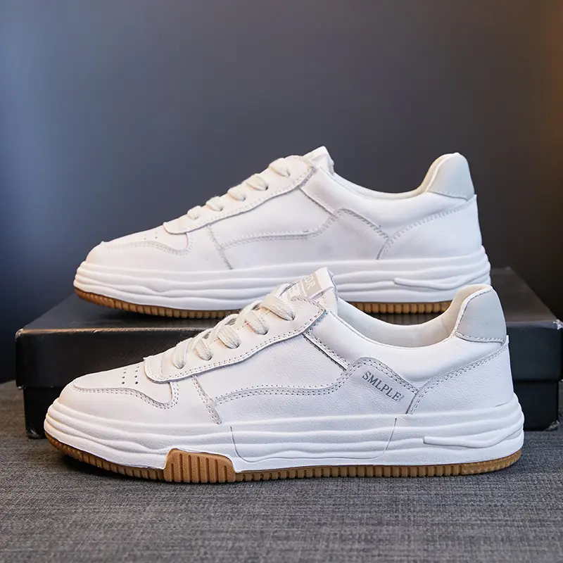 Classic All-White Canvas & Leather Hybrid Trainers Featuring Breathable Upper & Cushioned Insole – Ideal for Daily Commute & Weekend Outings