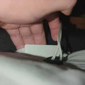 Product Review of Bed Scrunchie 3-in-1 Adjustable Bed Sheet Straps & Fasteners – 360° Elastic Fitted Sheet Tightener with Heavy-Duty Anti-Slip Clips – Prevent Loose or Slipping Sheets – Universal Bed Sheet Holder for Deep, Extra-Deep, Pillow-Top & Adjustable Mattresses from B**e