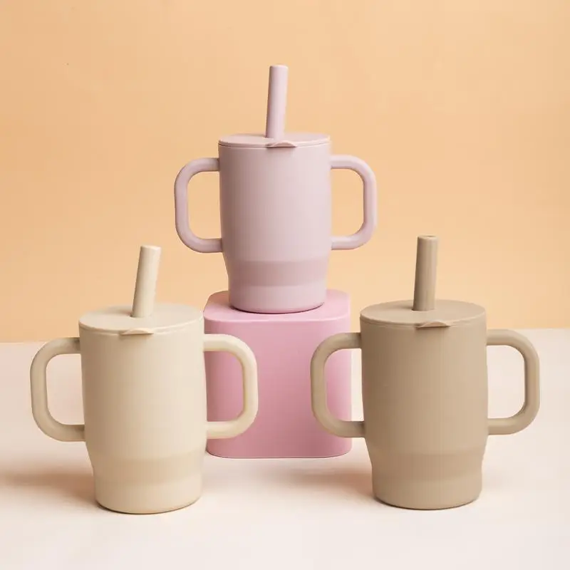 Silicone Training Cup with Straw Cap & Double Handles, 1 Count Baby Drinking Cup, Baby Learning Drinking Cup, Suitable for Infants and Toddlers