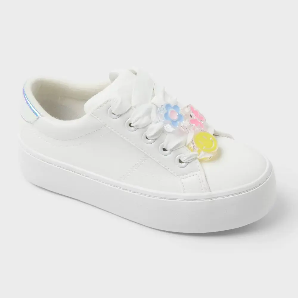Cat & Jack Kids' Wren Platform Charm Sneakers - Casual Low Top, Sports Trainer, Round Toe, Synthetic, Cushioned Kid's Sneakers, PU Leather, Back to School, Sporty Chic, Casual Trendy Footwear
