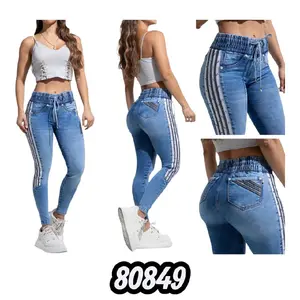 Colombian Push Up jogger jeans with rhinestones, comfortable, modern, and with a perfect lifting effect.