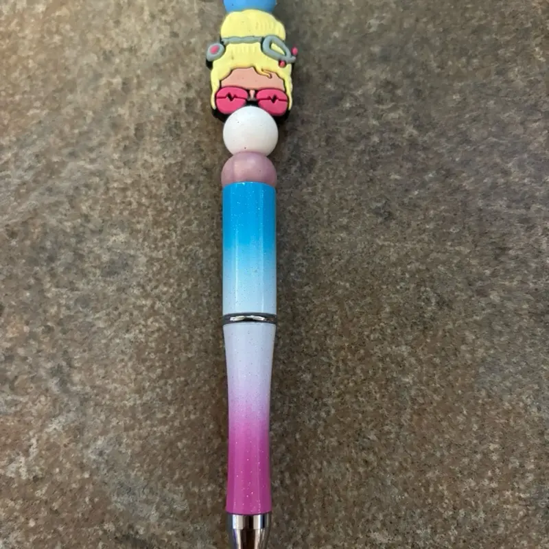 Pink/white/blue (nurse bun)