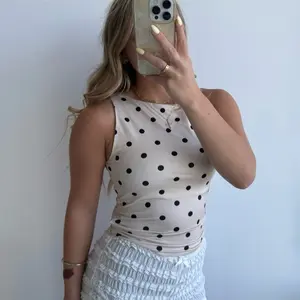 Polka Dot Sleeveless Top Polyester Spandex Slim Fit Round Neck Summer Fashion Streetwear Tank Top Women
