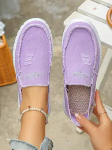 Spring and summer breathable flat canvas shoes for women, retro embroidered single shoes, fashionable casual canvas shoes, lightweight and comfortable, suitable for holidays and daily wear
