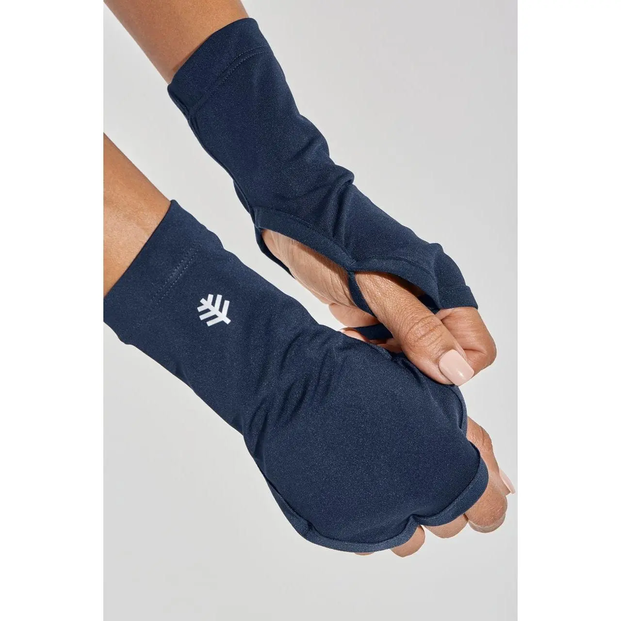 Tramo | Unisex Performance Hand Cover | Navy