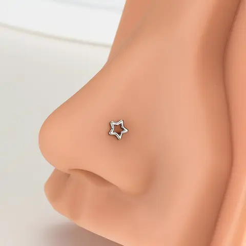 Oufer Titanium Hollow Star 20G L-Shape Nostril Stud, Female Non-Tarnish Body Piercing Jewelry, Versatile Nose Ring Accessories for Casual Wear