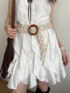 Women's Shell Braided Belt, Wooden Round Buckle Hollow Out Waist Chain, Adjustable Boho Beach Dress Accessory, 1pc Fashionable Belt