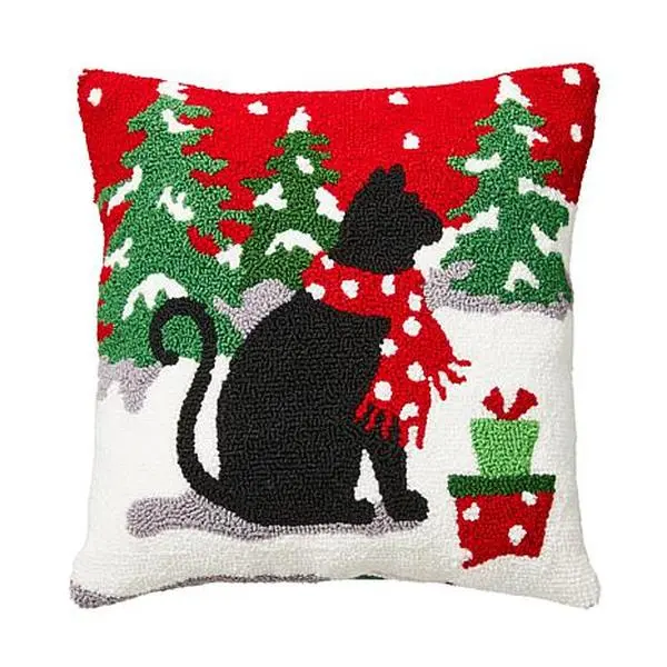 Glitzhome 14in L Hooked Christmas Cat Pillow