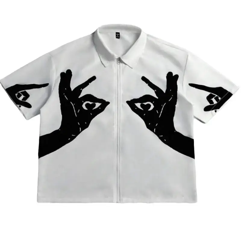 Manfinity EMRG Men's Street Academy Style, INS Matched With A High Street Hip-Hop Oversized Letter Monster And Mouth Pattern Printed Khaki Striped Loose-Fit Short-Sleeve Shirt. This Shirt Features A Zipper Placket Design And Evergreen Striped Patterns, Ma