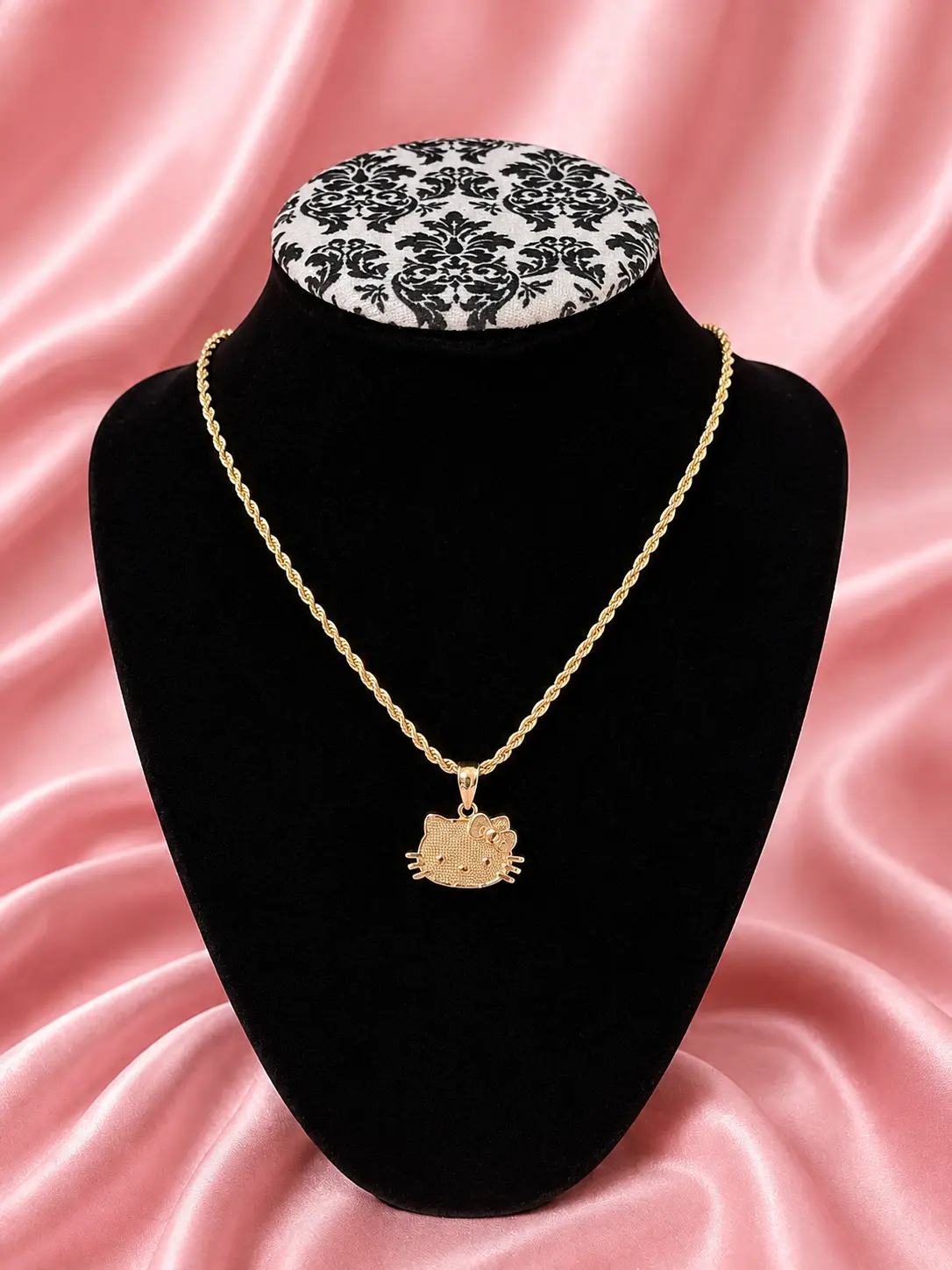 H necklace H necklace