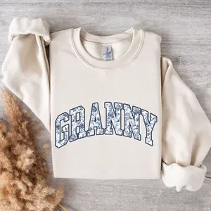 Floral Granny Sweatshirt, Granny Crewneck, Promoted to Grandma Shirt, Pregnancy Announcement Tee, New Granny Gift, Christmas Granny Gift