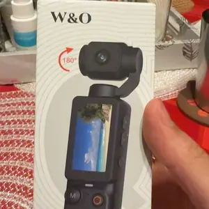 W&O Portable 2.5K Ultra HD Video Recorder with 180° Rotating Lens, Handheld Stabilizer Pocket Camera, Full Body Camera for Vlogging, Travel & Daily Life Recording, USB Rechargeable, Black, Vlogging Camera, Modern Gadget, Durable Construction, Camcorder